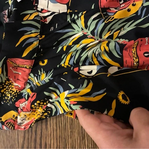 Trashy Diva High Waist Shorts- Pirate Treasure Print size 14 NWT - Picture 6 of 6